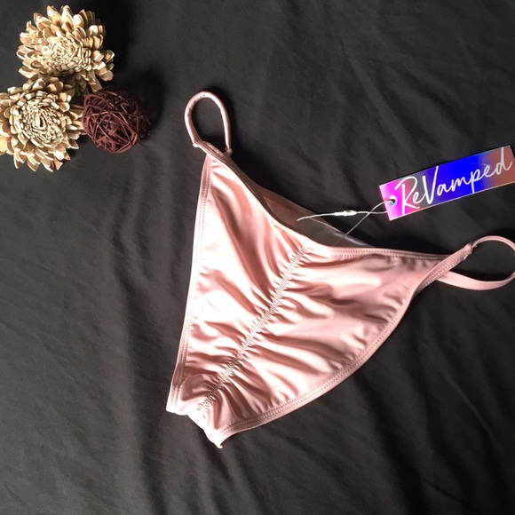 Brand New Cheeky Bikini Bottoms - Picture 2 of 3